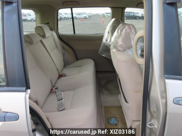 Used 2005 AT toyota raum NCZ20 Image[15]