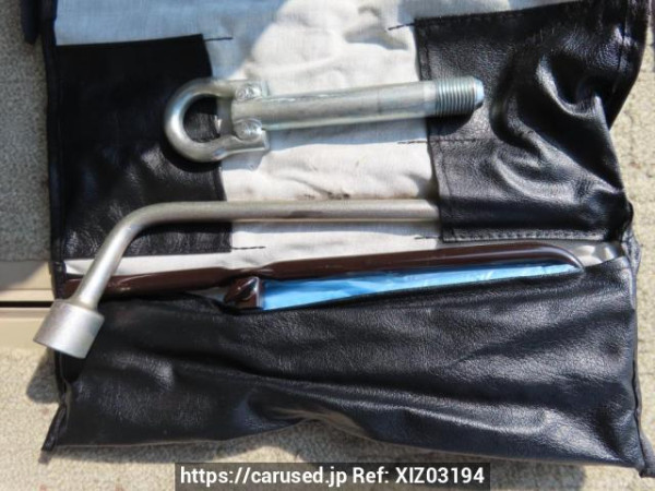 Used 2006 AT toyota alphard MNH10W Image[43]