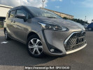 Toyota Sienta NHP170G
