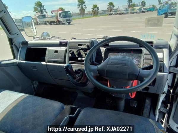 Used 2004 MT mitsubishi canter FB700B Image[17]