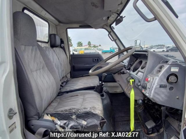 Used 1993 MT toyota dyna-truck BU66D Image[16]