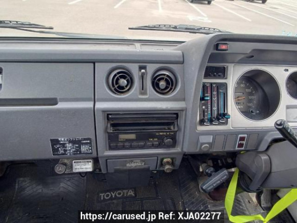 Used 1993 MT toyota dyna-truck BU66D Image[22]