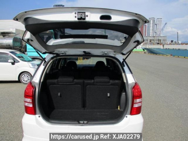 Used 2003 AT toyota wish ZNE10G Image[8]