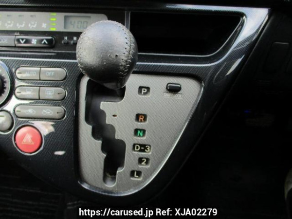 Used 2003 AT toyota wish ZNE10G Image[30]