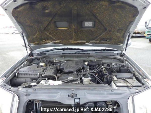 Used 2004 AT toyota hilux-surf TRN215W Image[9]