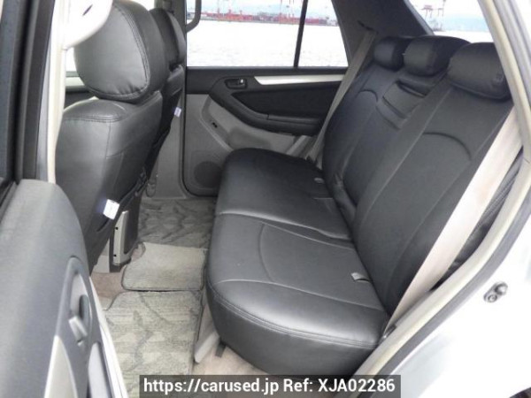 Used 2004 AT toyota hilux-surf TRN215W Image[16]