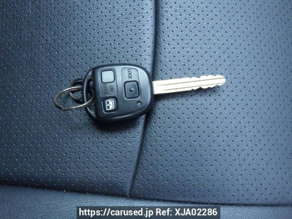 Used 2004 AT toyota hilux-surf TRN215W Image[28]