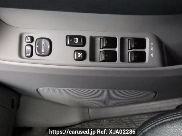 Used 2004 AT toyota hilux-surf TRN215W Image[29]