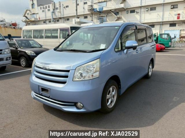 Used 2007 AT toyota noah ZRR70G Image[2]