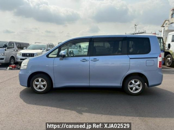 Used 2007 AT toyota noah ZRR70G Image[3]