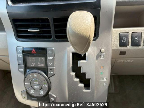 Used 2007 AT toyota noah ZRR70G Image[28]