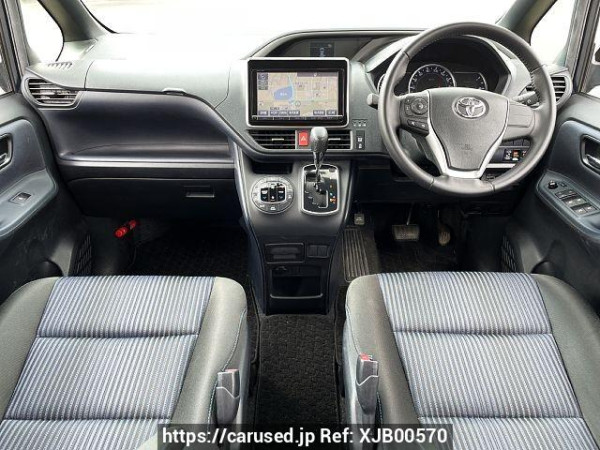 Used 2015 CVT toyota voxy DBA-ZRR80W Image[1]