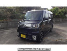 Toyota Pixis Mega LA700A