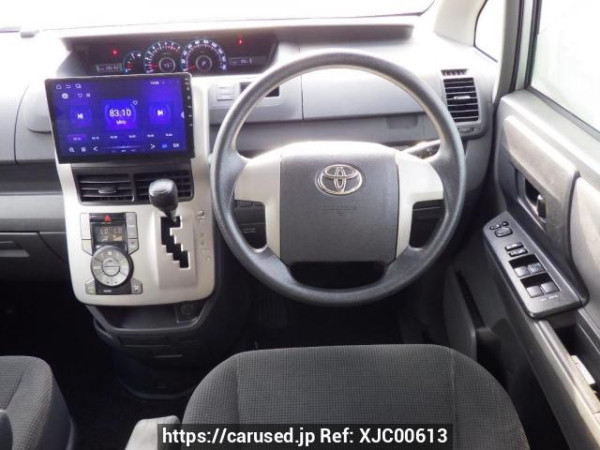 Used 2007 AT toyota noah ZRR70G Image[20]