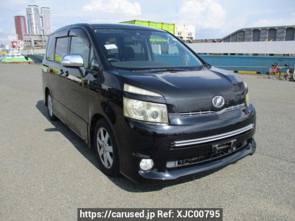 Used 2008 AT toyota voxy ZRR70W Image[0]