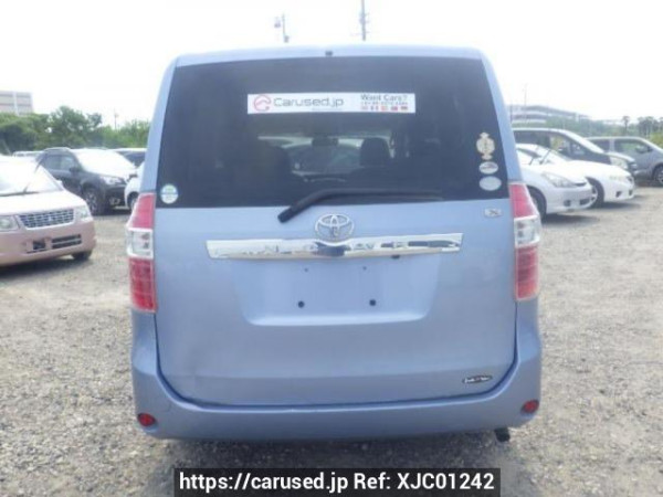 Used 2008 AT toyota noah ZRR70G Image[5]