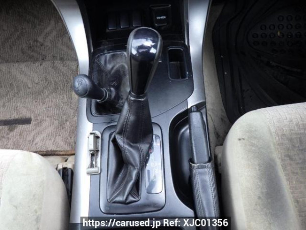 Used 2002 AT toyota land-cruiser-prado RZJ120W Image[27]