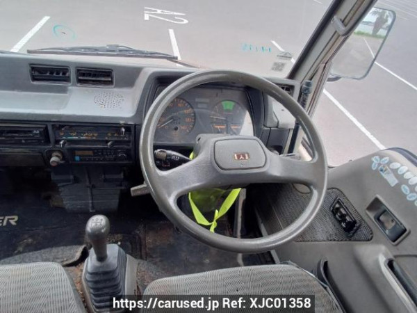 Used 1993 MT mitsubishi canter FE305BD Image[27]