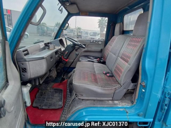 Used 1985 MT mitsubishi canter FE305BD Image[15]