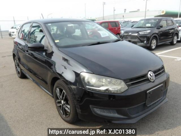 Used 2010 AT volkswagen polo 6RCBZ Image[0]