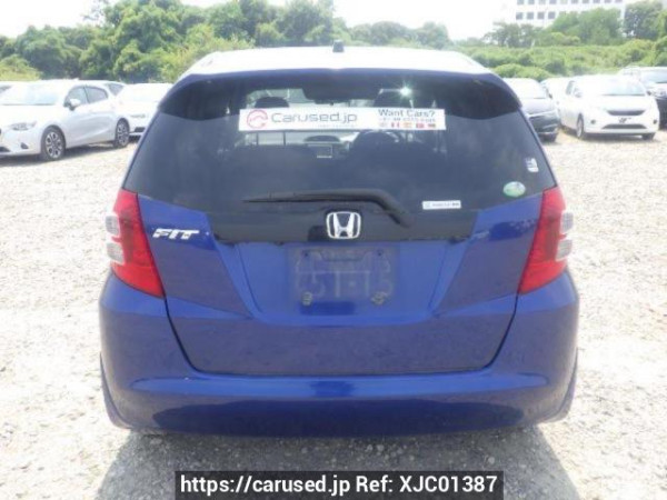 Used 2010 AT honda fit GE6 Image[5]