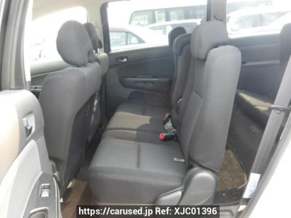 Used 2005 AT toyota wish ZNE10G Image[12]