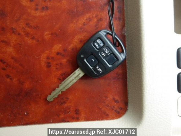 Used 2002 AT toyota alphard MNH10W Image[41]