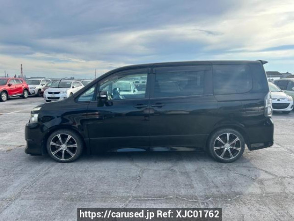 Used 2007 AT toyota voxy ZRR70W Image[3]