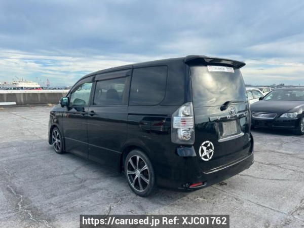 Used 2007 AT toyota voxy ZRR70W Image[4]