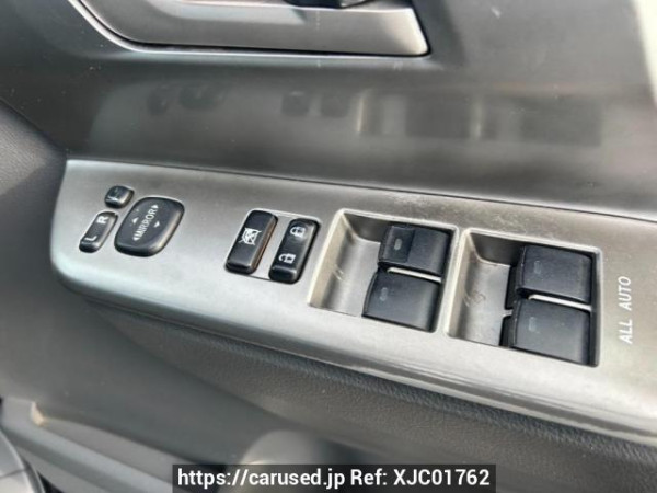 Used 2007 AT toyota voxy ZRR70W Image[17]