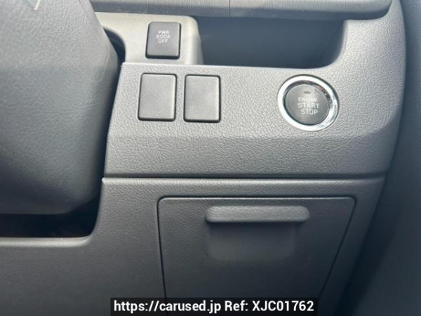 Used 2007 AT toyota voxy ZRR70W Image[22]