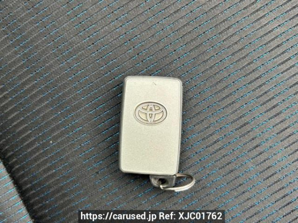 Used 2007 AT toyota voxy ZRR70W Image[43]