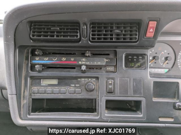 Used 2002 AT toyota hiace-van RZH112V Image[19]