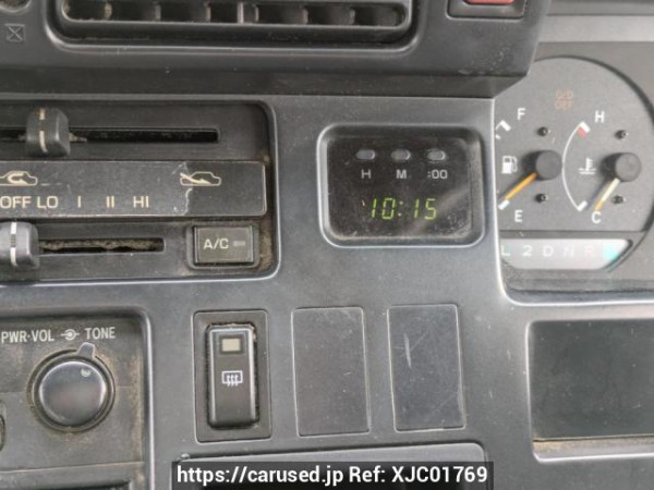 Used 2002 AT toyota hiace-van RZH112V Image[22]