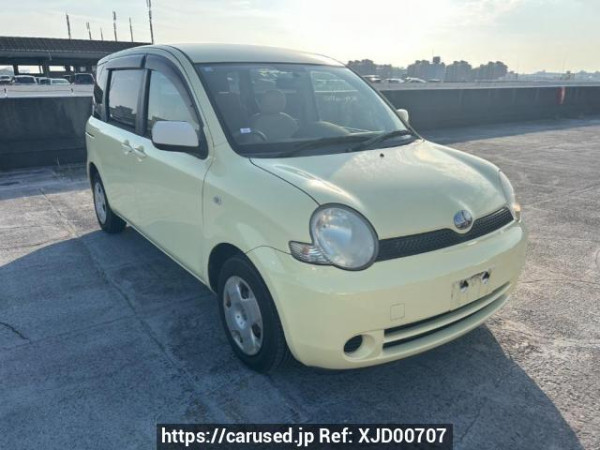 Used 2004 AT toyota sienta NCP81G Image[0]