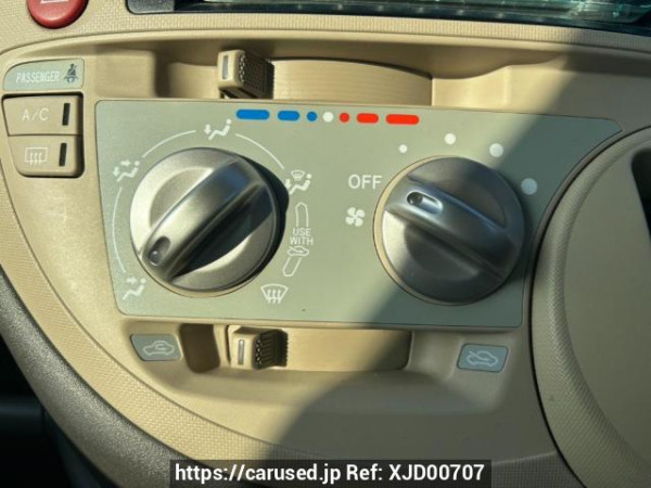 Used 2004 AT toyota sienta NCP81G Image[26]
