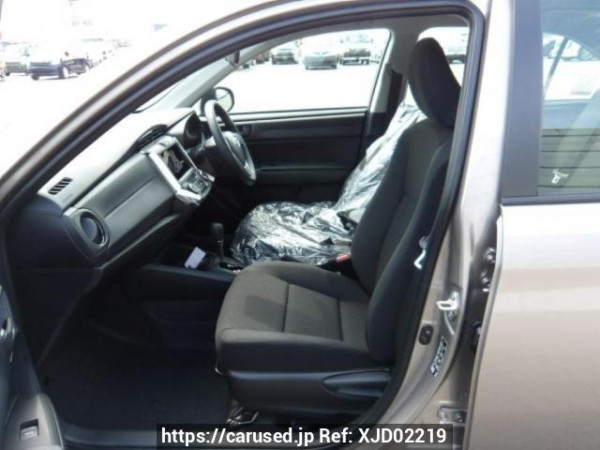 Used 2025 AT toyota corolla-axio NKE165 Image[11]