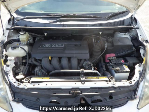Used 2004 AT toyota wish ZNE10G Image[9]