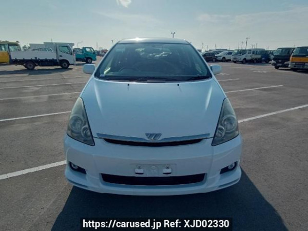 Used 2005 AT toyota wish ZNE10G Image[1]