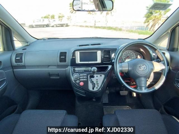Used 2005 AT toyota wish ZNE10G Image[18]