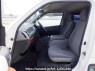 Used 2006 AT toyota regiusace-van KDH205V Image[15]