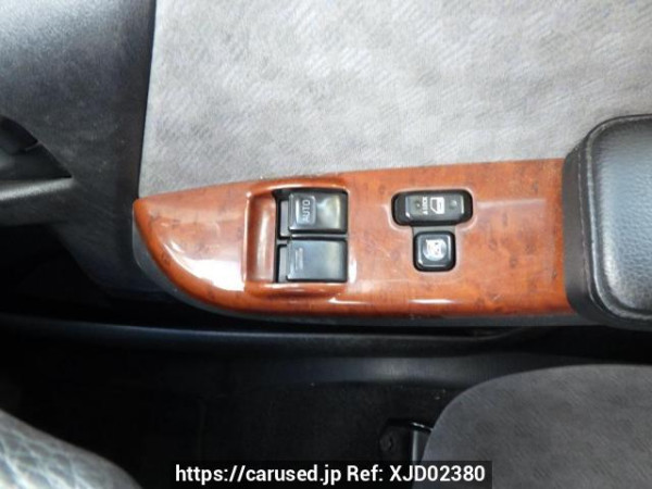 Used 2006 AT toyota regiusace-van KDH205V Image[30]