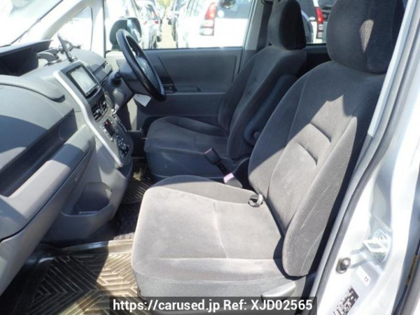 Used 2009 AT toyota noah ZRR70G Image[10]