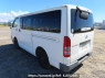 Used 2004 AT toyota regiusace-van KDH200V Image[4]