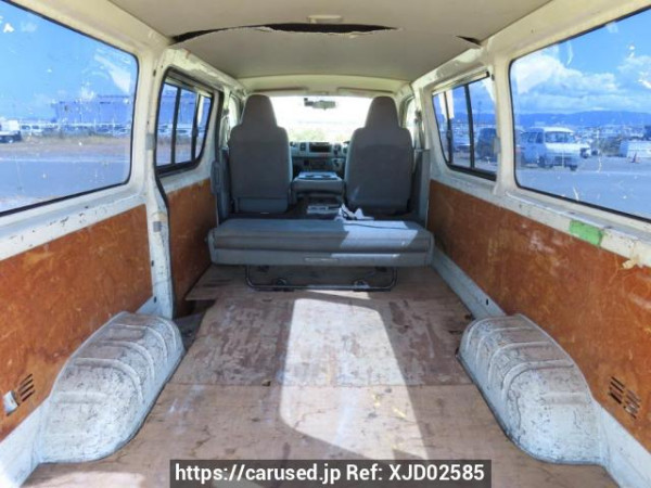 Used 2004 AT toyota regiusace-van KDH200V Image[9]