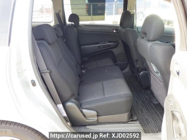 Used 2003 AT toyota wish ZNE10G Image[15]