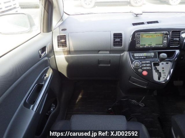 Used 2003 AT toyota wish ZNE10G Image[19]
