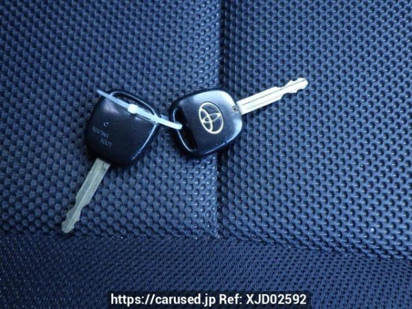 Used 2003 AT toyota wish ZNE10G Image[28]