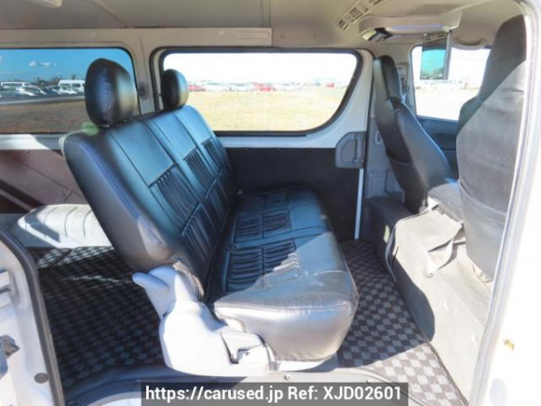 Used 2004 AT toyota regiusace-van KDH200V Image[14]