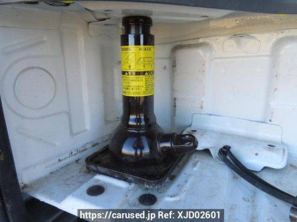 Used 2004 AT toyota regiusace-van KDH200V Image[43]